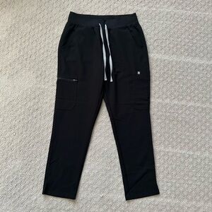 New Figs Medium Petite Black Yola Skinny High-Waisted Scrub Pants